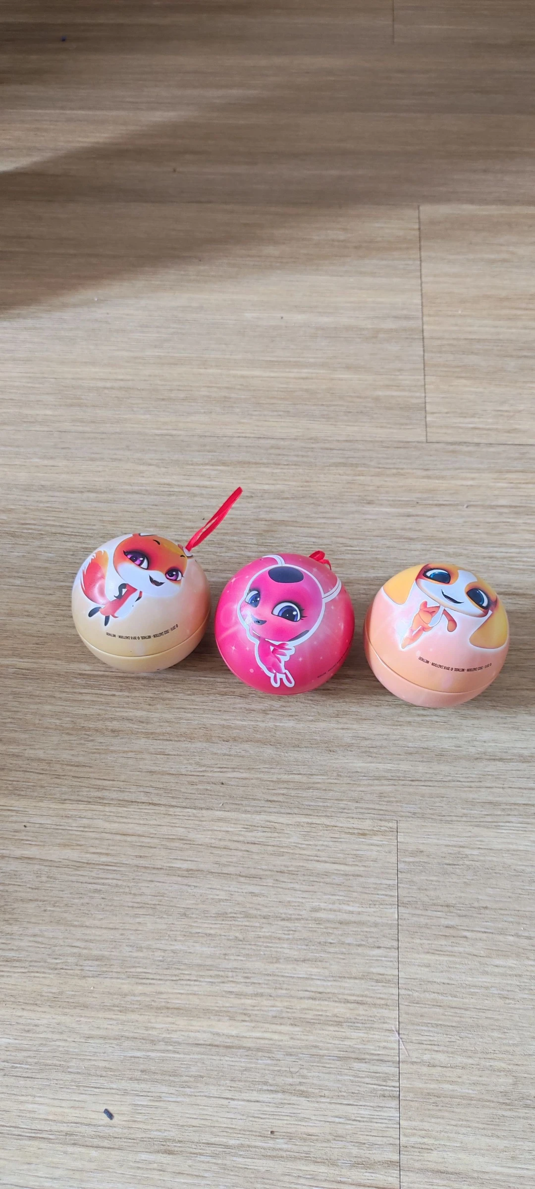 🌟 Lot de 3 Boules de Noël Métal Miraculous Kwamis 🌟